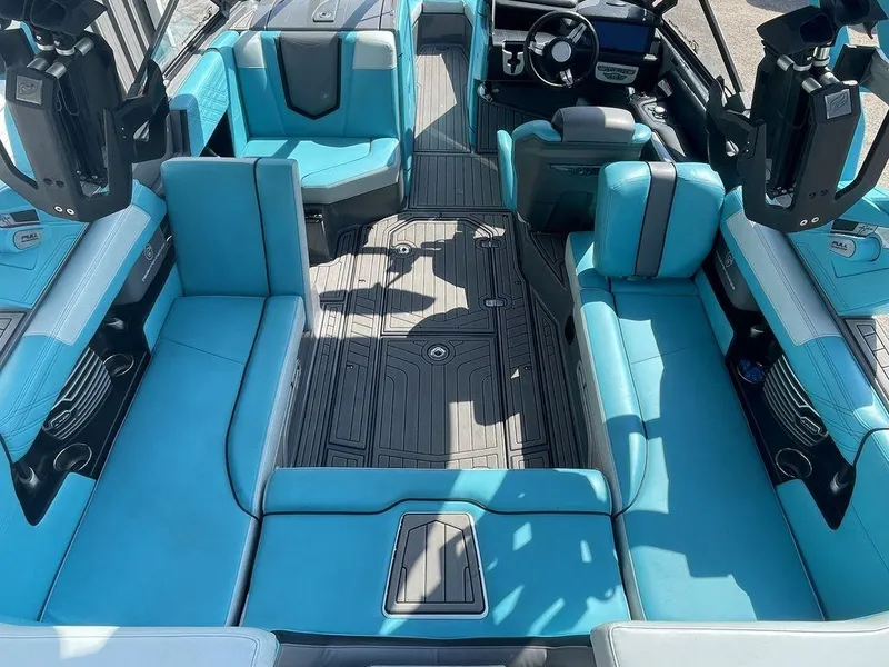 Slide: The Image of Nautique Super Air Nautique G23 2020 - 4