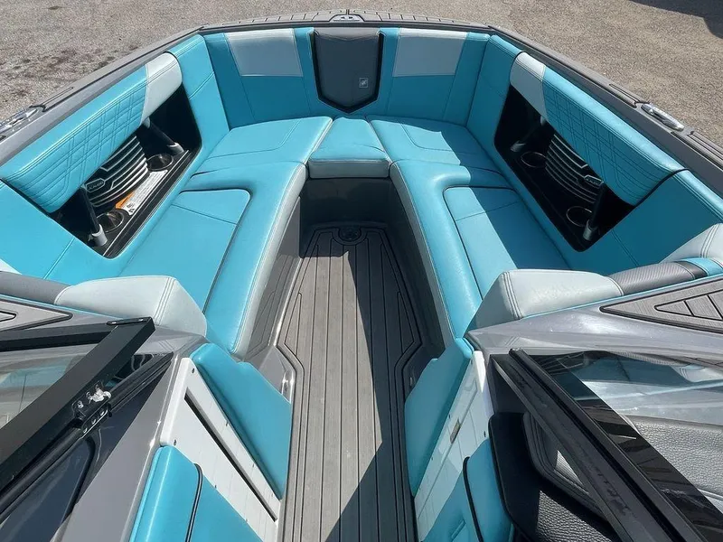 Slide: The Image of Nautique Super Air Nautique G23 2020 - 5