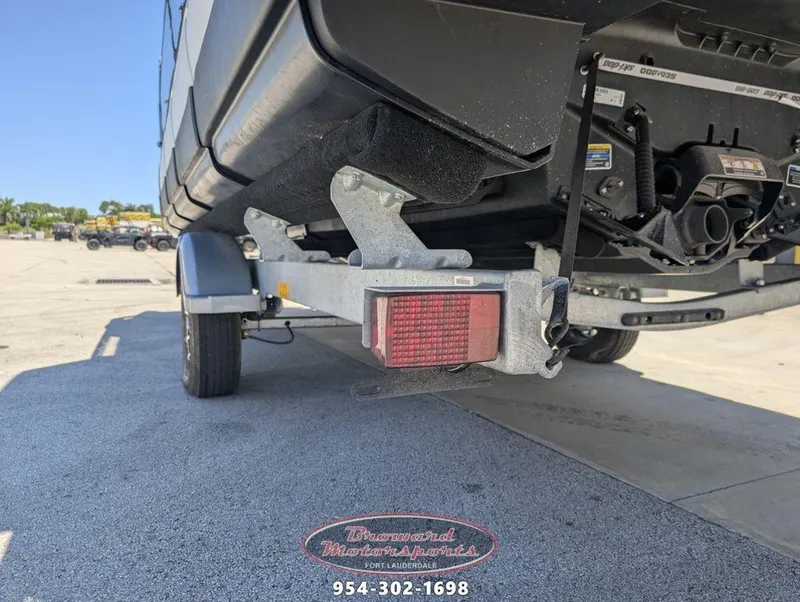 Slide: The Image of Sea-Doo Switch Cruise 21 2024 - 13