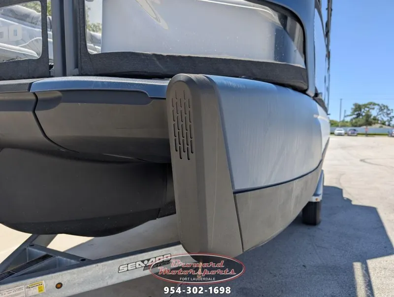 Slide: The Image of Sea-Doo Switch Cruise 21 2024 - 17