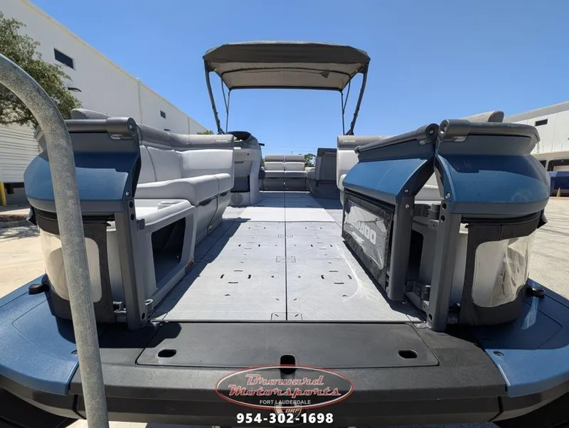 Slide: The Image of Sea-Doo Switch Cruise 21 2024 - 18