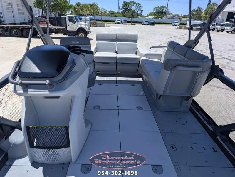 Slide: The Image of Sea-Doo Switch Cruise 21 2024 - 21