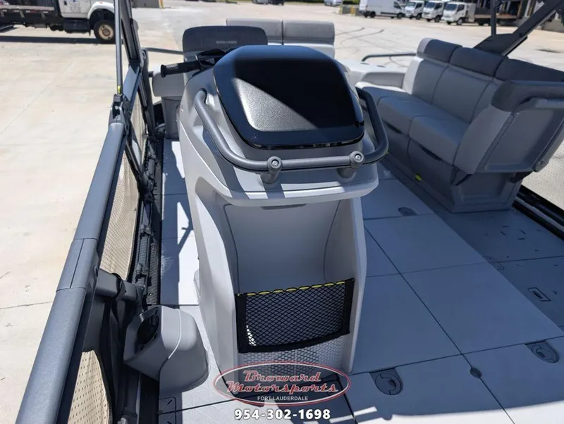 Slide: The Image of Sea-Doo Switch Cruise 21 2024 - 22