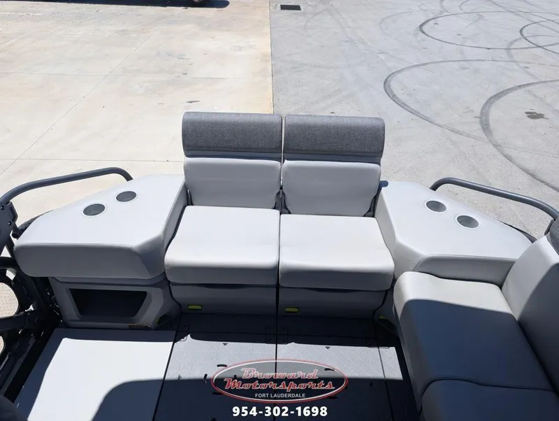 Slide: The Image of Sea-Doo Switch Cruise 21 2024 - 26