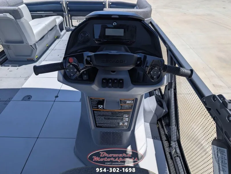 Slide: The Image of Sea-Doo Switch Cruise 21 2024 - 27