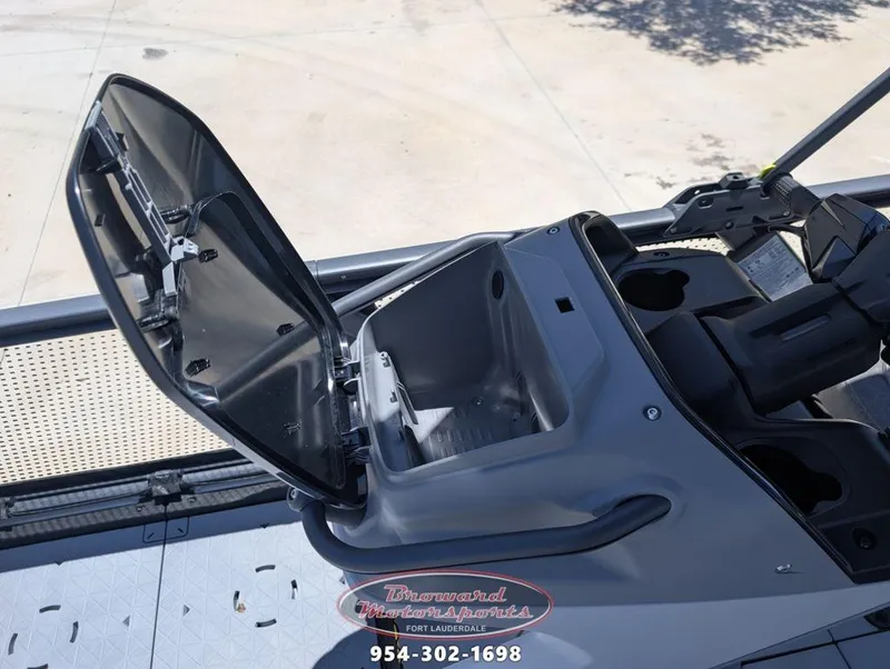 Slide: The Image of Sea-Doo Switch Cruise 21 2024 - 29