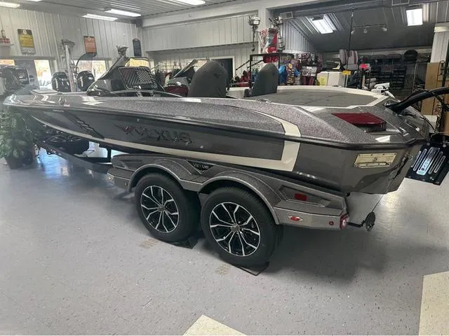 Slide: The Image of Vexus VX21 2024 - 3