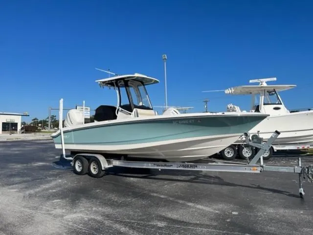 The Image of Boston Whaler 250 Dauntless 2021 - 1