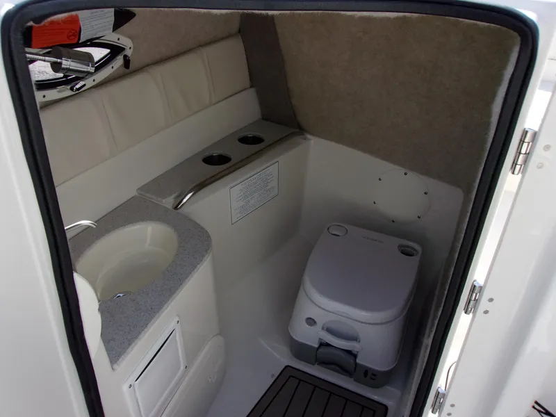 Slide: The Image of Stingray 211 DC 2024 - 12