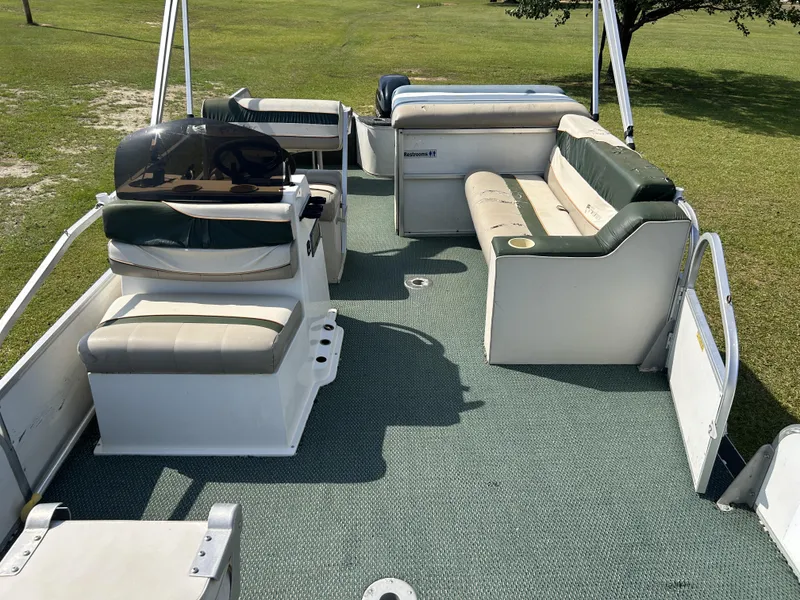 Slide: The Image of Fisher Boats FREEDOM 200 FISH 1995 - 3