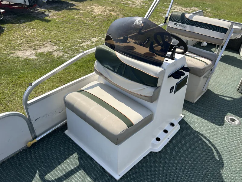 Slide: The Image of Fisher Boats FREEDOM 200 FISH 1995 - 4