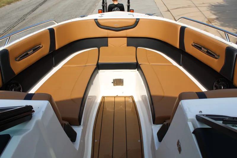 Slide: The Image of Chaparral 307 SSX 2023 - 16