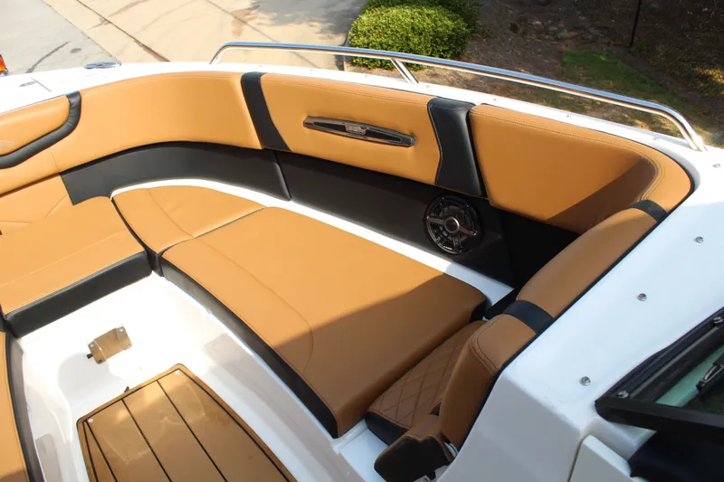 Slide: The Image of Chaparral 307 SSX 2023 - 18