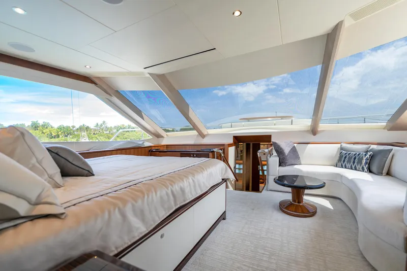 Slide: The Image of Ocean Alexander 100 Zephyr-Master Stateroom - 40