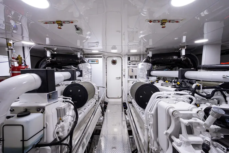 Slide: The Image of Ocean Alexander 100 Zephyr-Engine Room - 76