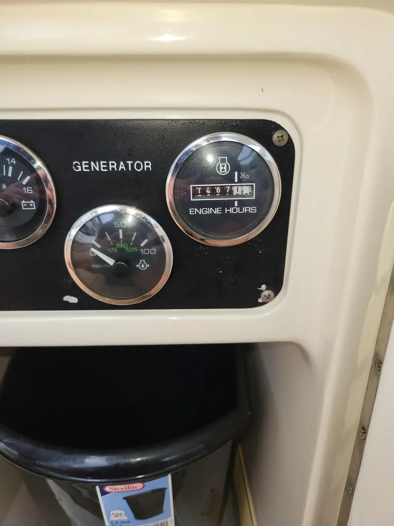 Slide: The Image of Sea Ray Sundancer 540 2000 - 88