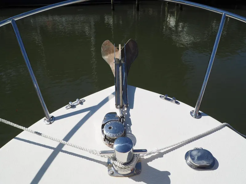 Slide: The Image of anchor windlass - 3