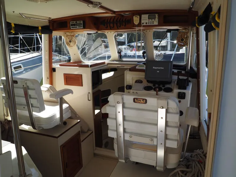 Slide: The Image of main cabin - 6