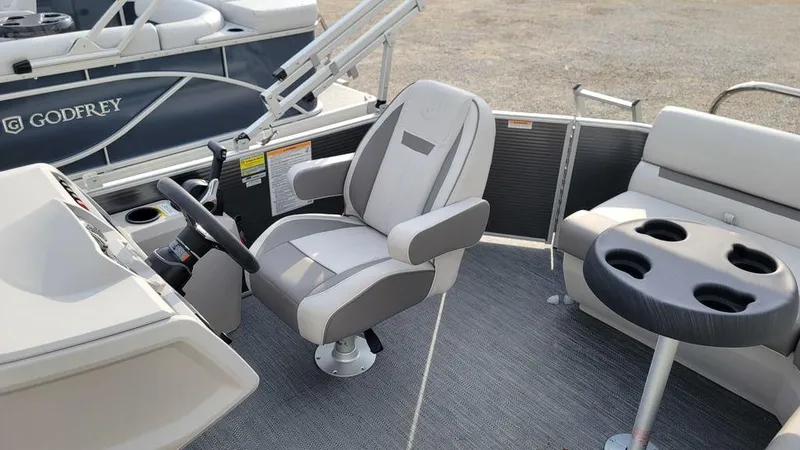 Slide: The Image of Godfrey Xperience 2086 CX 2024 - 10