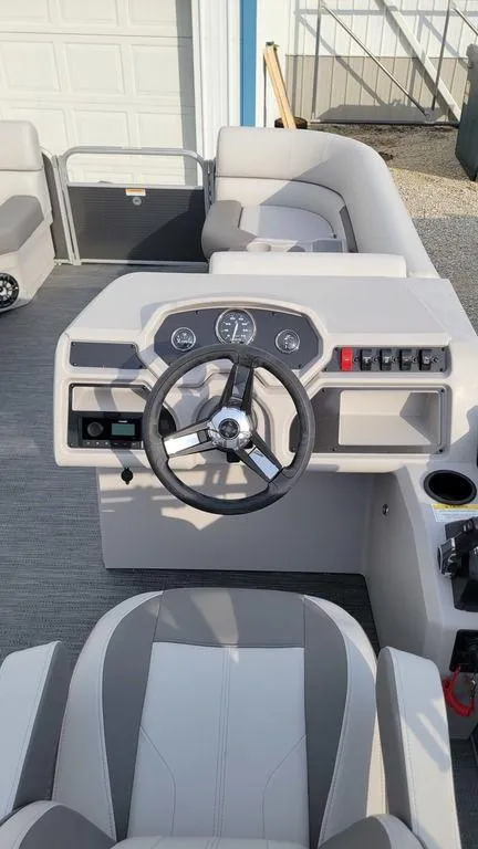 Slide: The Image of Godfrey Xperience 2086 CX 2024 - 6