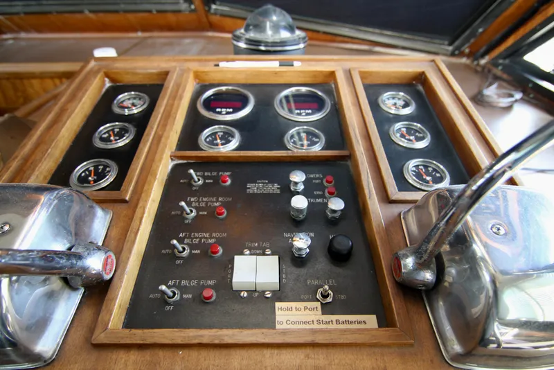 Slide: The Image of Hatteras 37 Convertible 1977 - 54