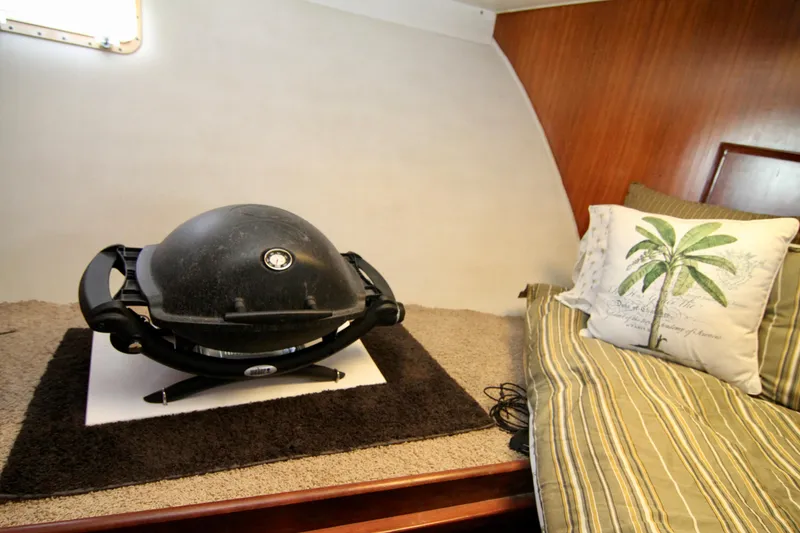 Slide: The Image of Hatteras 37 Convertible 1977 - 65