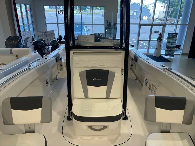 Slide: The Image of Robalo R230 Center Console 2024 - 11