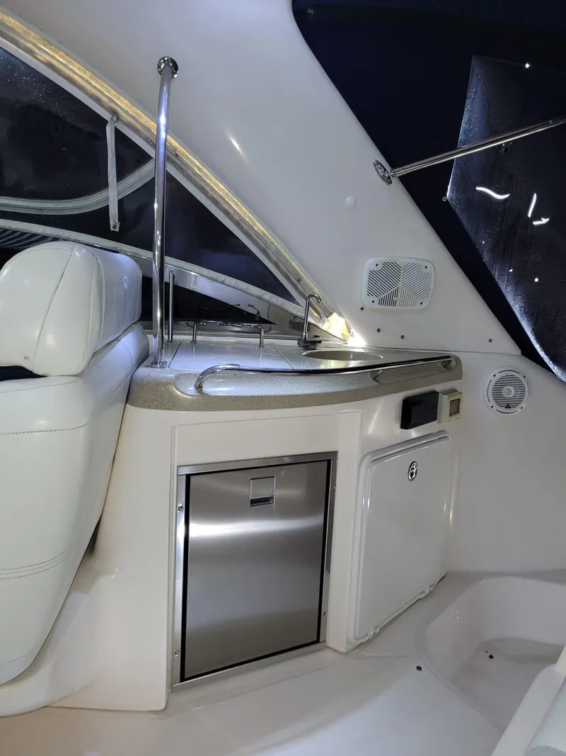 Slide: The Image of Regal 3860 Commodore 2004 - 75