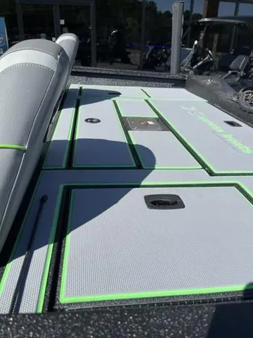 Slide: The Image of Xpress H17 2025 - 12