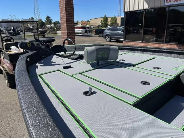 Slide: The Image of Xpress H17 2025 - 7