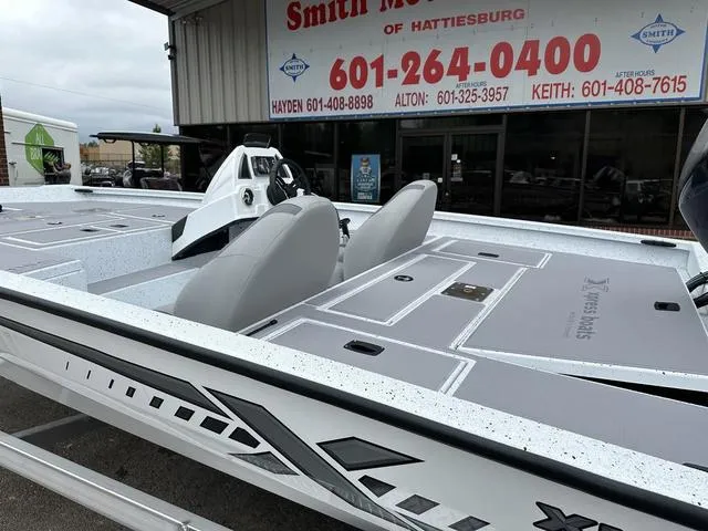 Slide: The Image of Xpress H18C Crappie 2024 - 10