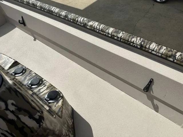 Slide: The Image of Avid 20 Rogue CC 2026 - 23