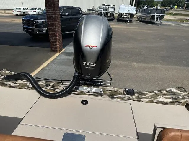 Slide: The Image of Avid 20 Rogue CC 2026 - 24