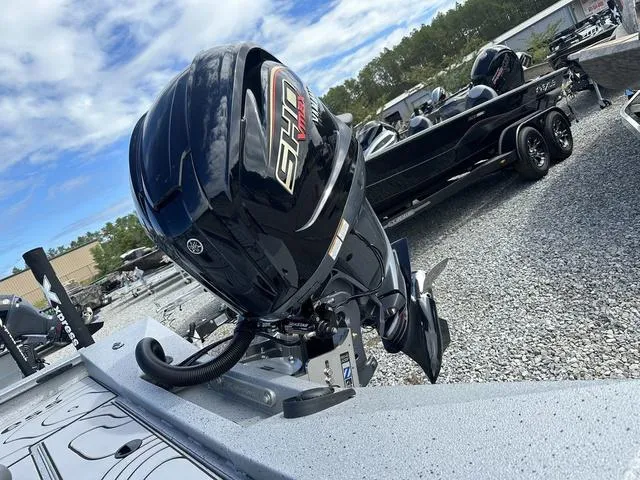 Slide: The Image of Xpress X21 Pro 2024 - 2