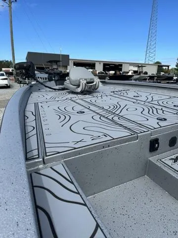 Slide: The Image of Xpress X21 Pro 2024 - 6