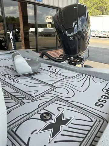 Slide: The Image of Xpress X21 Pro 2024 - 9