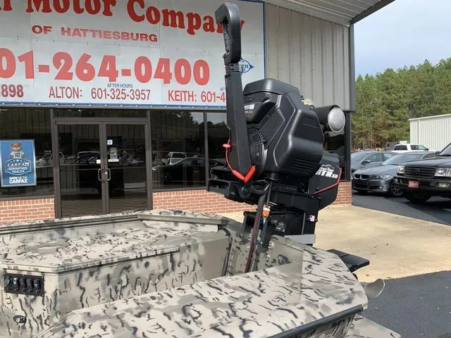 Slide: The Image of War Eagle 750 Gladiator 2026 - 14