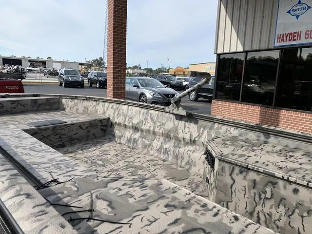 Slide: The Image of War Eagle 750 Gladiator 2026 - 19