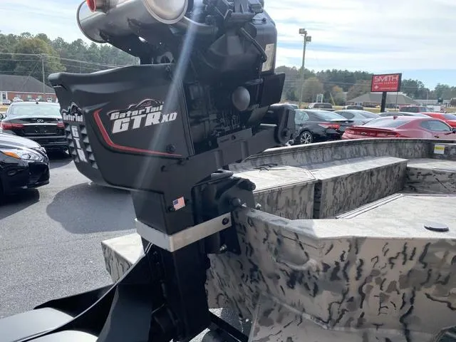 Slide: The Image of War Eagle 750 Gladiator 2026 - 9