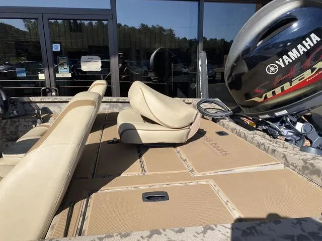 Slide: The Image of Xpress H17 2025 - 11