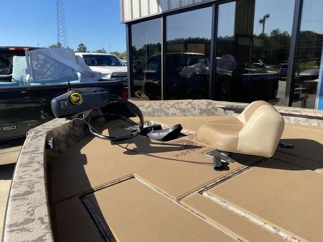 Slide: The Image of Xpress H17 2025 - 13