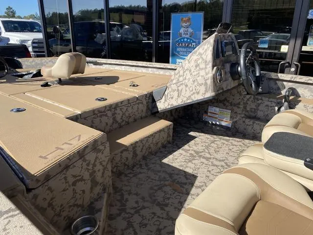 Slide: The Image of Xpress H17 2025 - 15