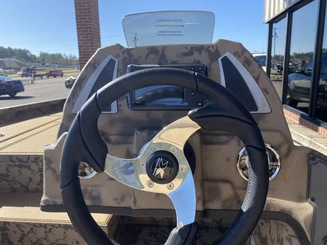 Slide: The Image of Xpress H17 2025 - 16