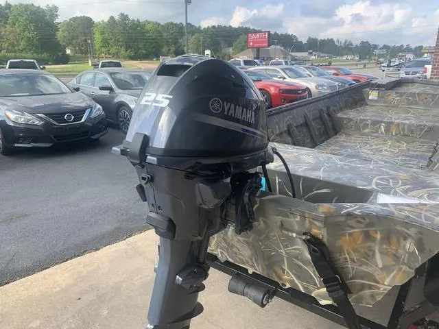 Slide: The Image of War Eagle 542FLD 2024 - 7