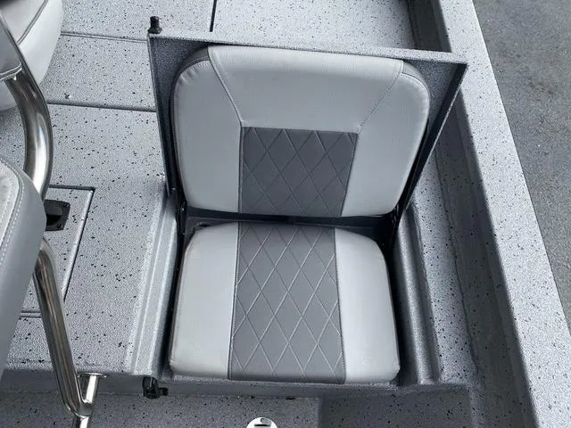 Slide: The Image of Xpress H20B 2024 - 10