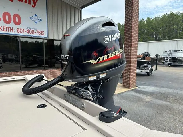 Slide: The Image of Avid 18 Rogue 2025 - 7