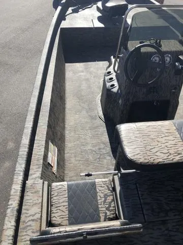 Slide: The Image of Xpress XP20CC 2024 - 6