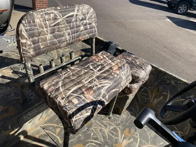 Slide: The Image of War Eagle 961 Blackhawk 2025 - 14