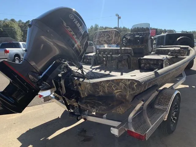 Slide: The Image of War Eagle 961 Blackhawk 2025 - 4