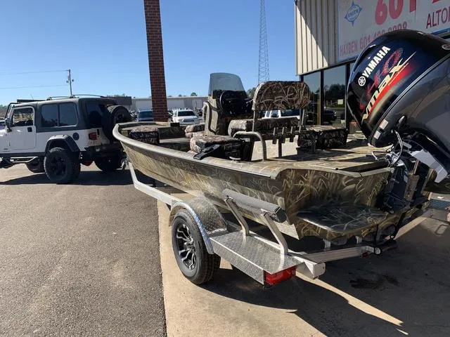 Slide: The Image of War Eagle 961 Blackhawk 2025 - 6